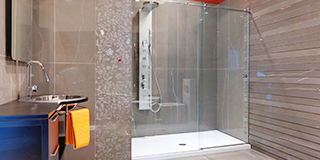 Companies Offering Shower Door Replacement in Indianapolis, IN Will Make Sure You Get the Right One