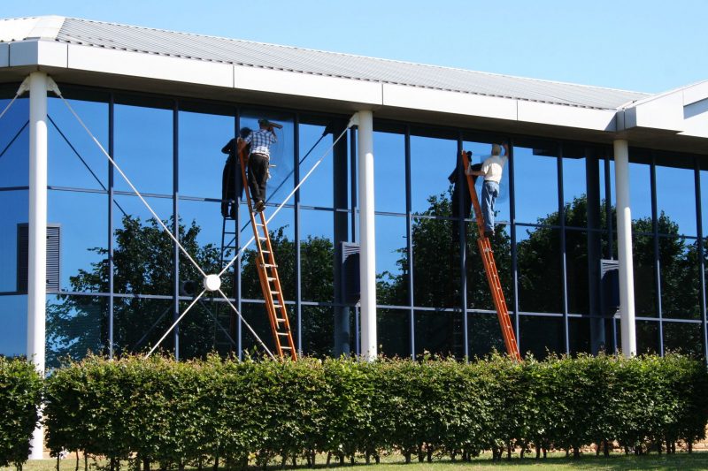 Three Reasons Why Business Owners Should Immediately Contact Commercial Window Repair In St. Louis, MO?