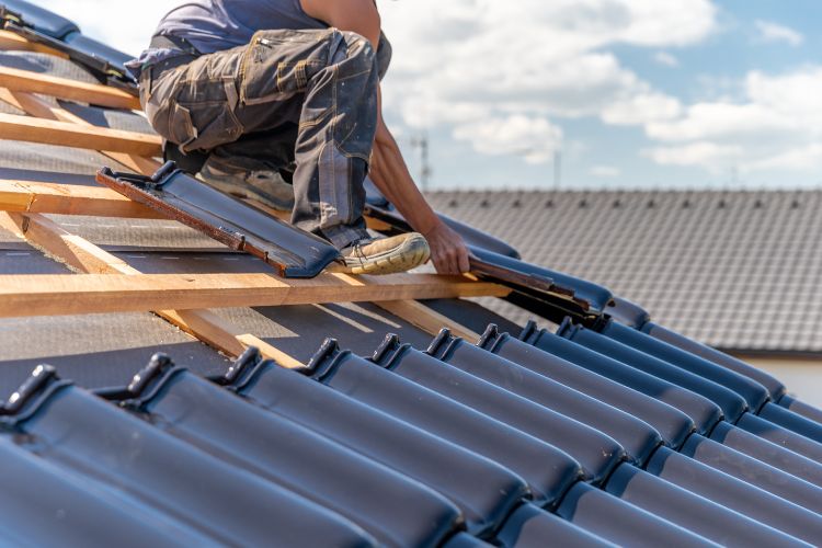 Save Money with Timely Roof Repairs Jacksonville FL Homeowners Can Trust for Lasting Results